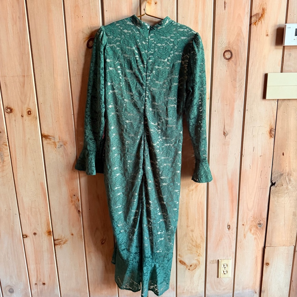 NWT Ivy City Co Emerald Lace Long Sleeve Dress - Picture 4 of 6